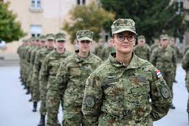 Sve je manje ročnika, Banožić ih mami povećanjem plaće od 80 posto