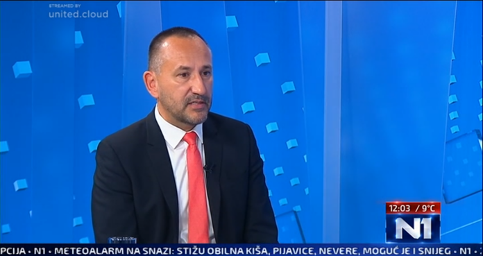 ZEKANOVIĆ OPLEO PO GRMOJI: ‘Taj narativ kojim pokušava vladajuću većinu prikazati koruptivnom nije uspio. Promašio je ‘ceo fudbal’