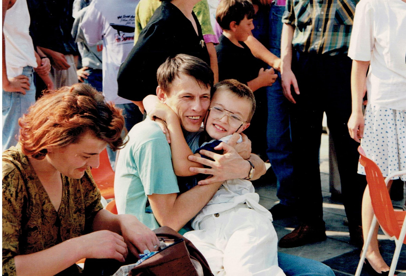 ‘Govorili su nam da nije živ, da je dobio metak u čelo’: Dječak s poznate snimke opisao kako je dočekao oca iz logora