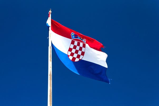 Nekad su pjevali: Lijepa je ovo zemlja, meni najdraža!...