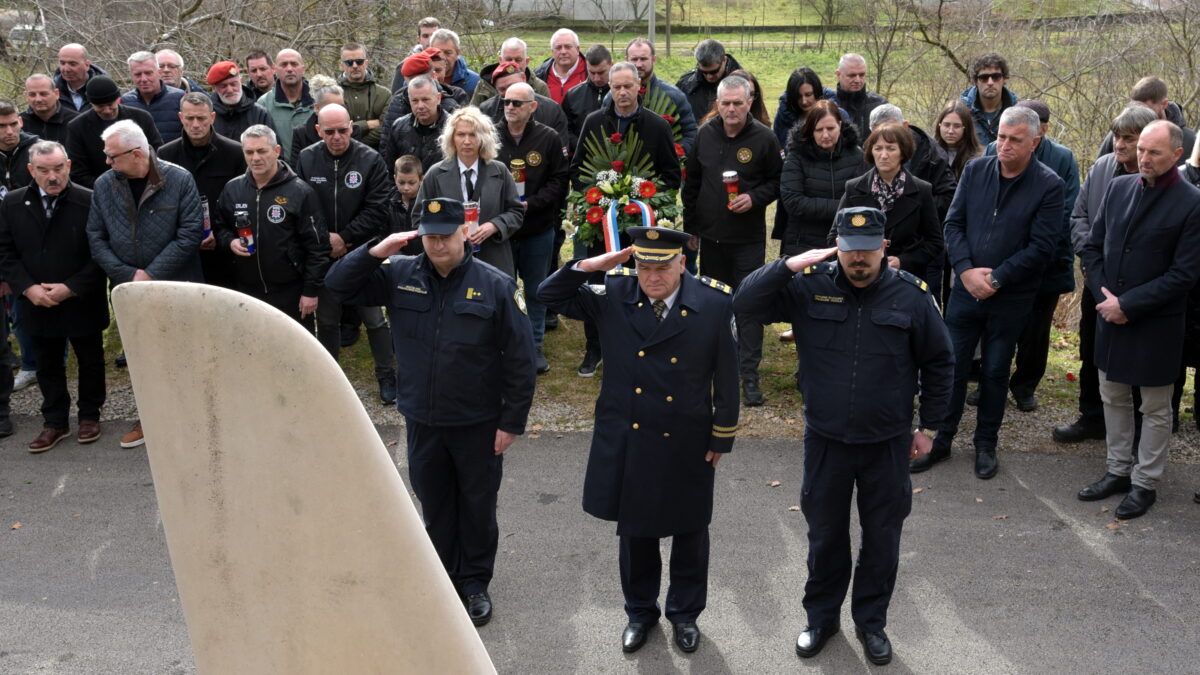 Bolno je kakvom se upornošću prešućuje njihova uloga u Domovinskom ratu: ‘Dan sjećanja zasoljen je opet gorkom solju...‘