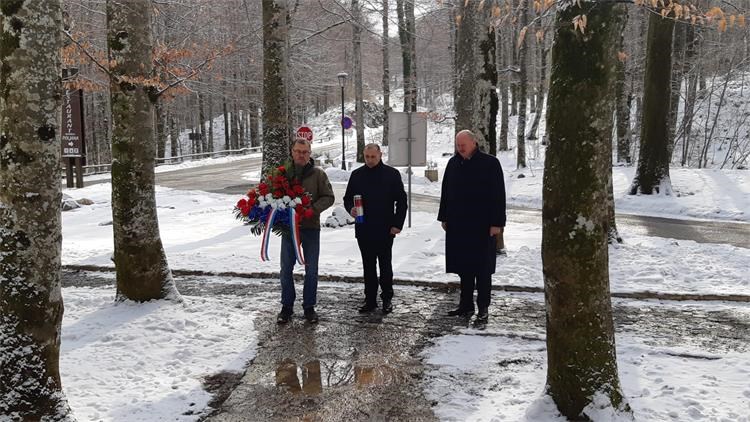 Ministar hrvatskih branitelja Tomo Medved odao počast prvom hrvatskom redarstveniku Josipu Joviću