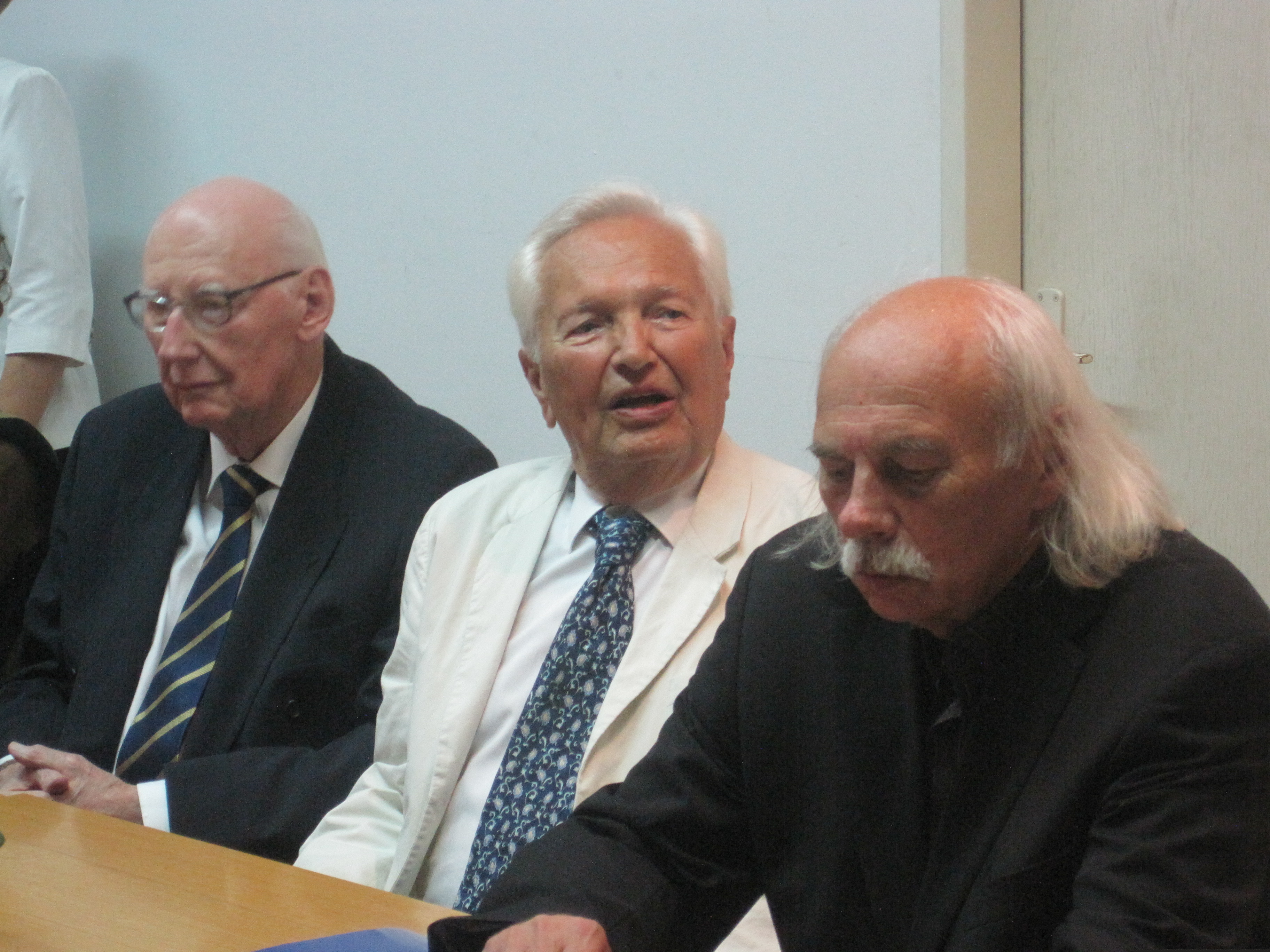 Sjećanje Mladena Pavkovića na prof. dr. Zvonimira Šeparovića