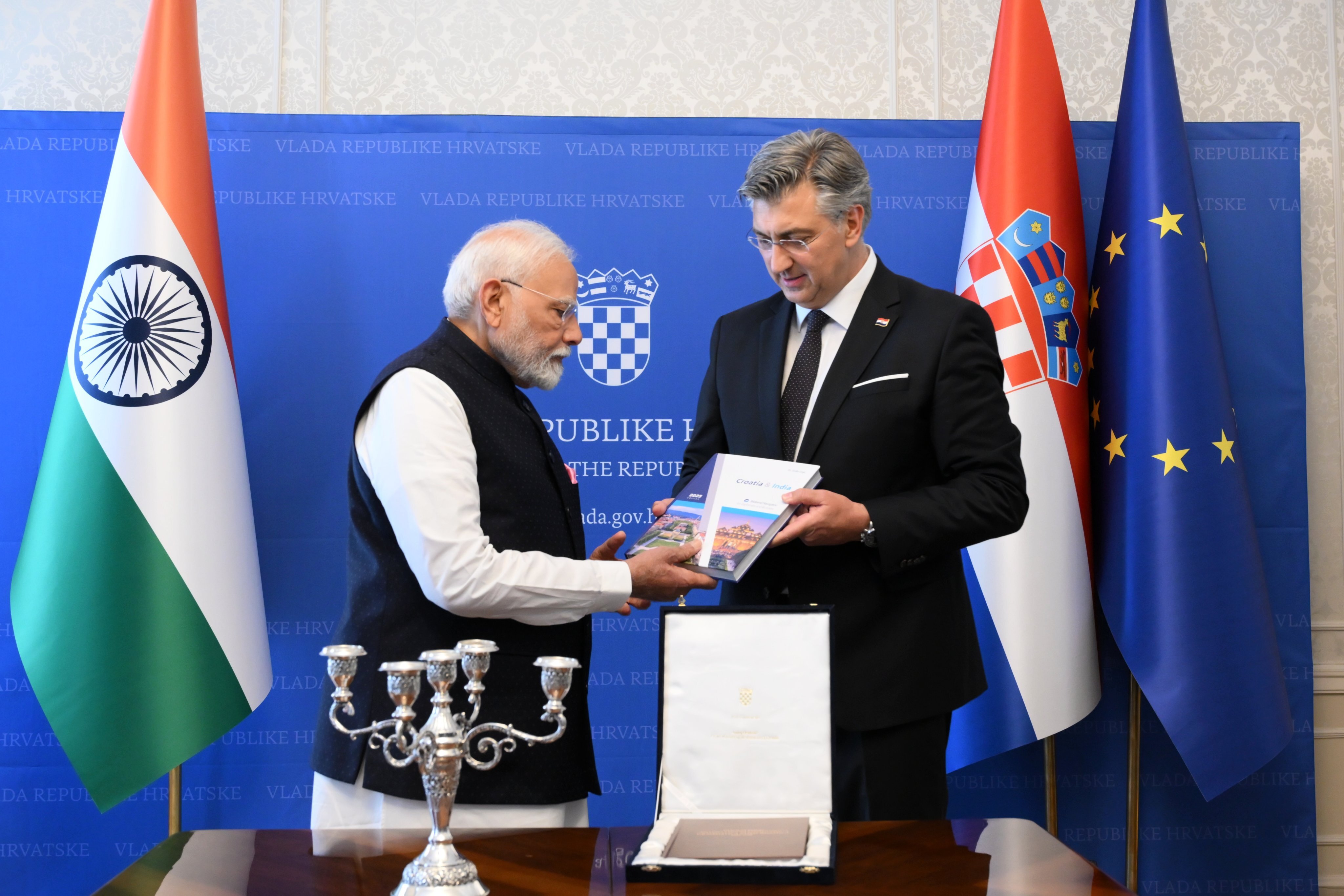Povijesni trenutak u Zagrebu: Indijski premijer Narendra Modi stigao je  u prvi službeni posjet Hrvatskoj