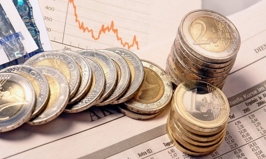 Inflacija pojela rast plaća, pogledajte koliko su realno manje nego 2021.