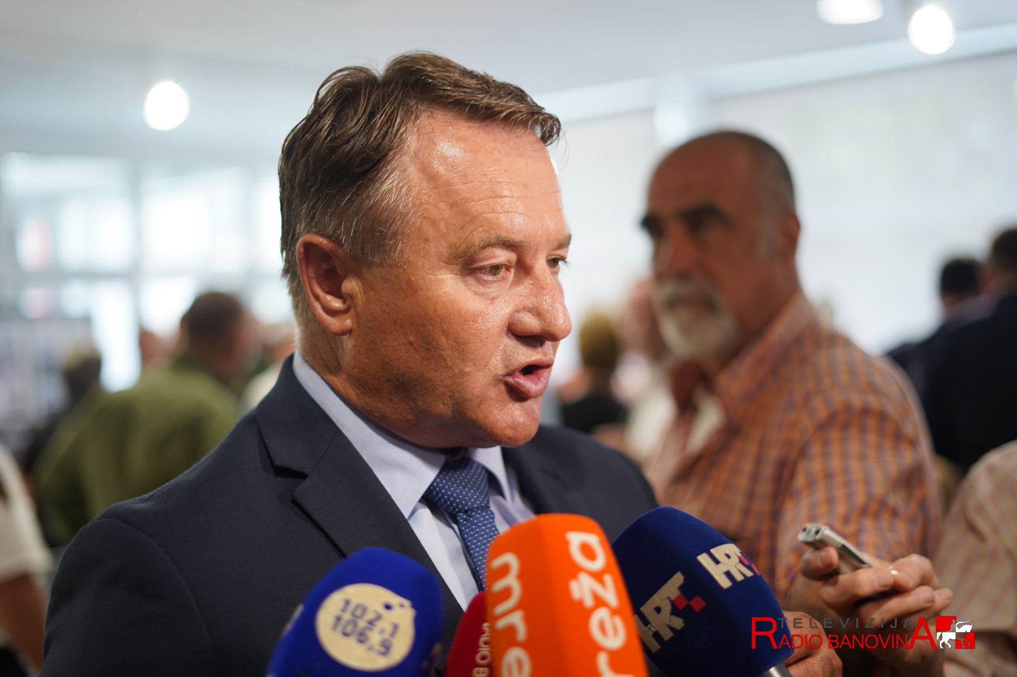 Župan Žinić osudio uništenje spomenika hrvatskim braniteljima u Sisku