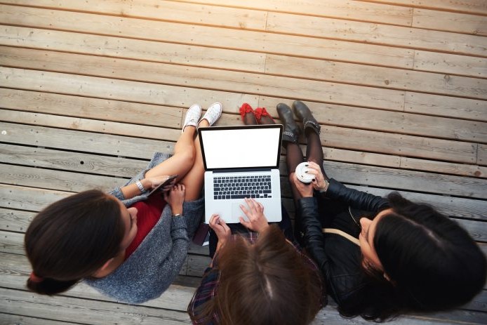 Istraživanje Eurostata: Hrvati su drugi po čitanju internetskih vijesti u EU