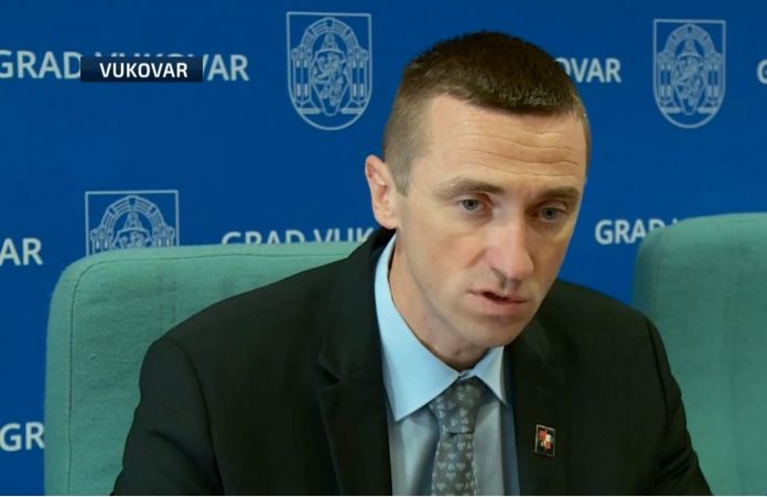 Penava protiv segregacije u školama, “učenje o svojoj kulturi i povijesti bi trebalo biti nakon redovnog programa”