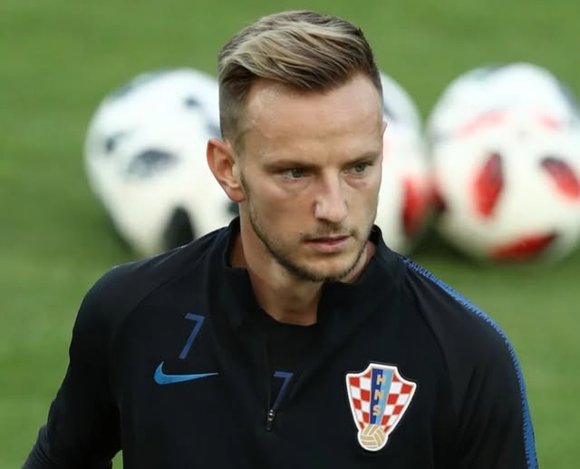 Sada je i službeno: Ivan Rakitić završio igračku karijeru – ali ostaje uz Hajduk