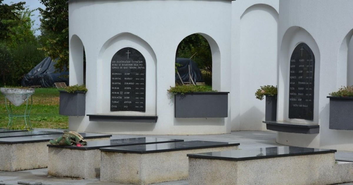 POKOLJ NAD ČESIMA U IVANOVOM SELU, 21. RUJNA 1991. GODINE