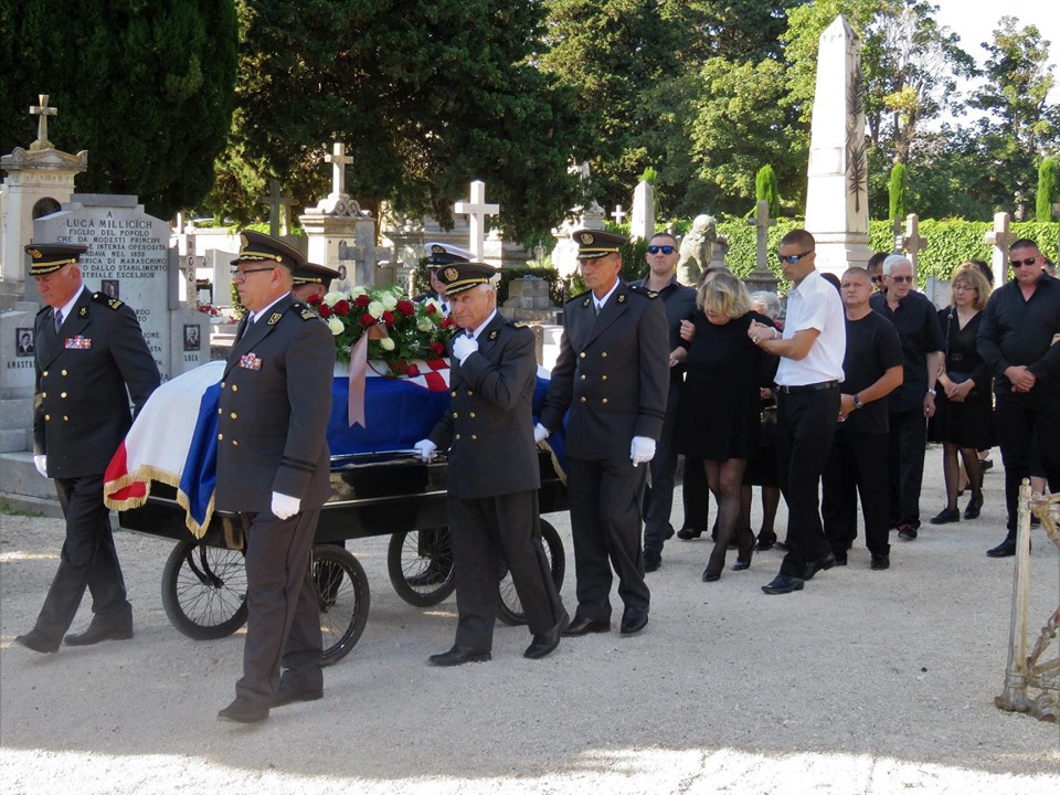 Dostojanstveno zbogom Ivici Matešiću Jeremiji... Adio Đovani!