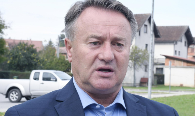 IZ MULJAŽE U MULJAŽU ŽUPAN ŽINIĆ ZATAJIO VLASNIŠTVO NAD CIJELIM IMANJEM! Nije prijavio oranicu, dvorište, ali i ogromnu kuću