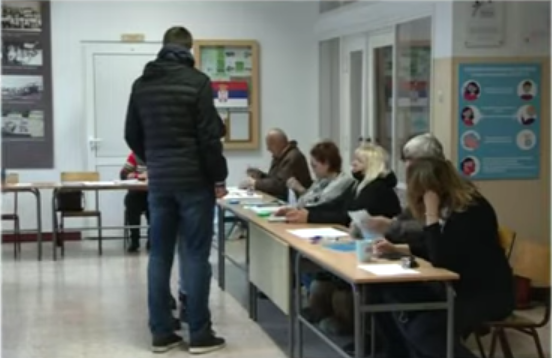 IZBORI U SRBIJI Evo koliko je birača dosad glasalo; policija se očitovala o napadima