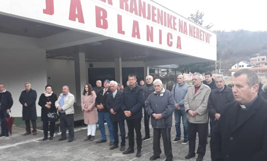 Logoraši Hrvati obilježili zatvaranje zloglasnog logora Muzej u Jablanici u kojem je bilo 60. djece