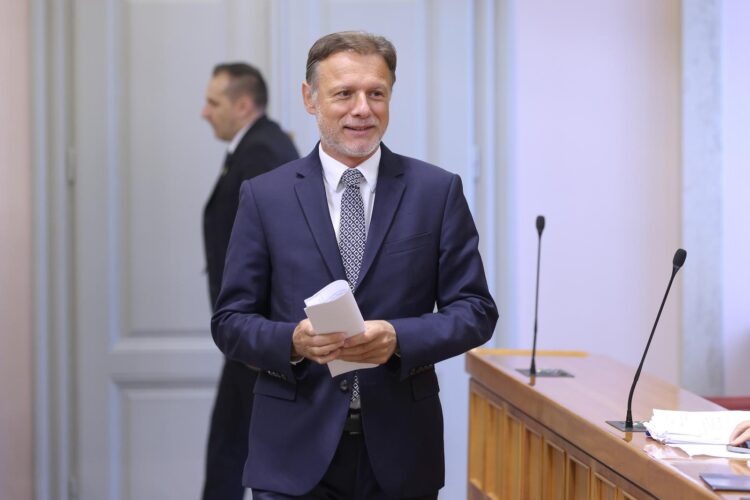 Jandroković o Odboru za manjine: “Čini se da smo došli do rješenja”