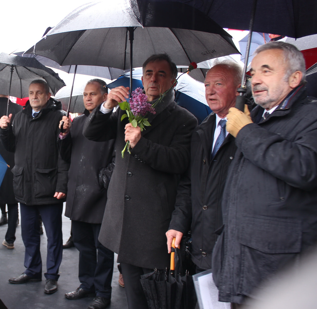 Pupovčeva desna ruka Linta: ‘Kapetan Dragan je osuđen samo zbog toga što je bio jedan od simbola otpora ustaškom režimu’