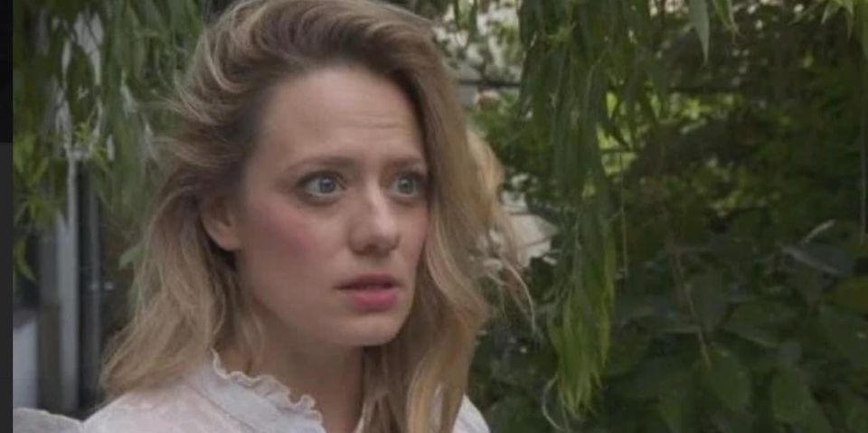 ZAŠTO KADA SPOMENU JELENU VELJAČU I NJEZINU SLJEDBU POMISLIM NA VJEŠTICE?