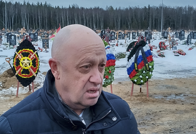 PRIGOŽIN PRIJETI SVIMA REDOM: ‘Dosta je, odlazimo! Moji dečki neće ginuti bez streljiva dok ste vi u stolcima od mahagonija