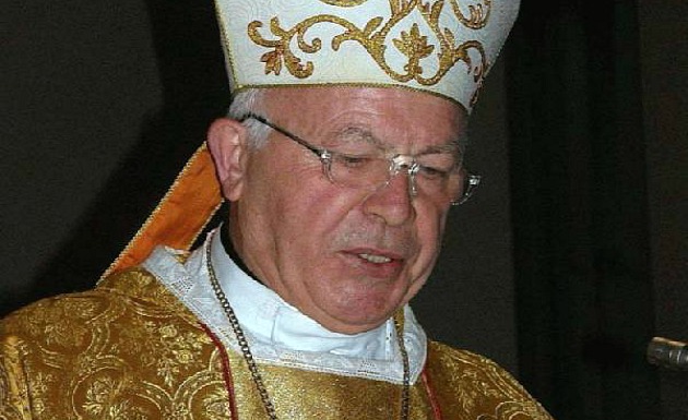 Biskupu Juraju Jezerincu -Velika zlatna plaketa!