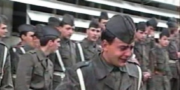 06. svibnja 1991. GODINA - MAKEDONAC SAŠKO (19) POKOŠEN JE RAFALOM U SPLITU: Bio je prvi poginuli vojnik JNA, iako njegova zemlja nije sudjelovala u ratu