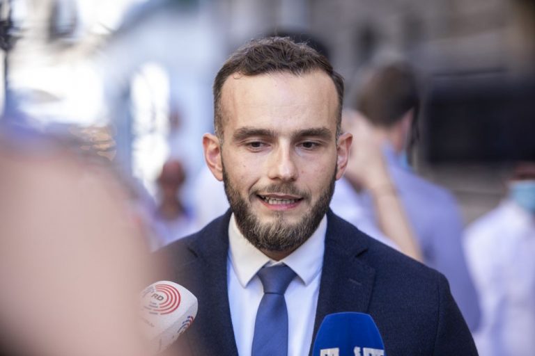 Iako je cijepljen s dvije doze, ministar Aladrović pozitivan na koronavirus