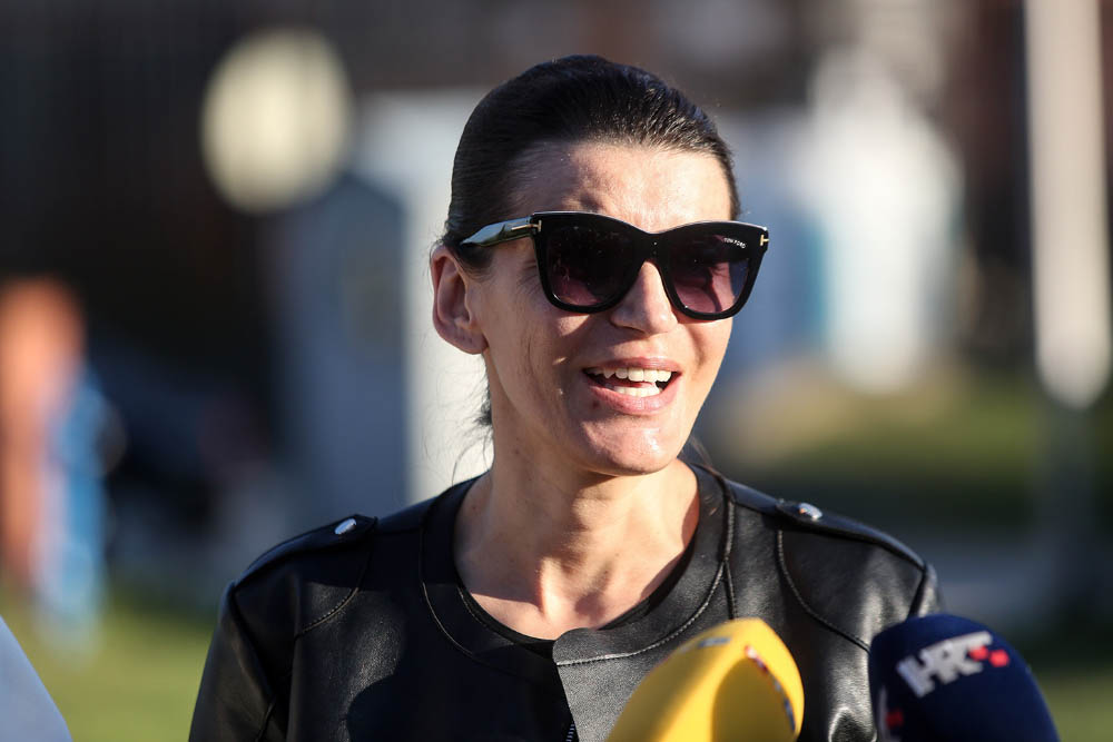 UHIĆENJA U VRHU SPLITSKE POLICIJE: Razgovor s “kninskom kraljicom” ih je koštao zatvora…