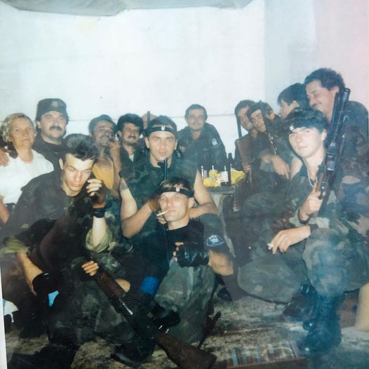 Vlado Jozić:"Zar je moguće zaboraviti   ovu borbenu grupu, Veprove HOS.a"