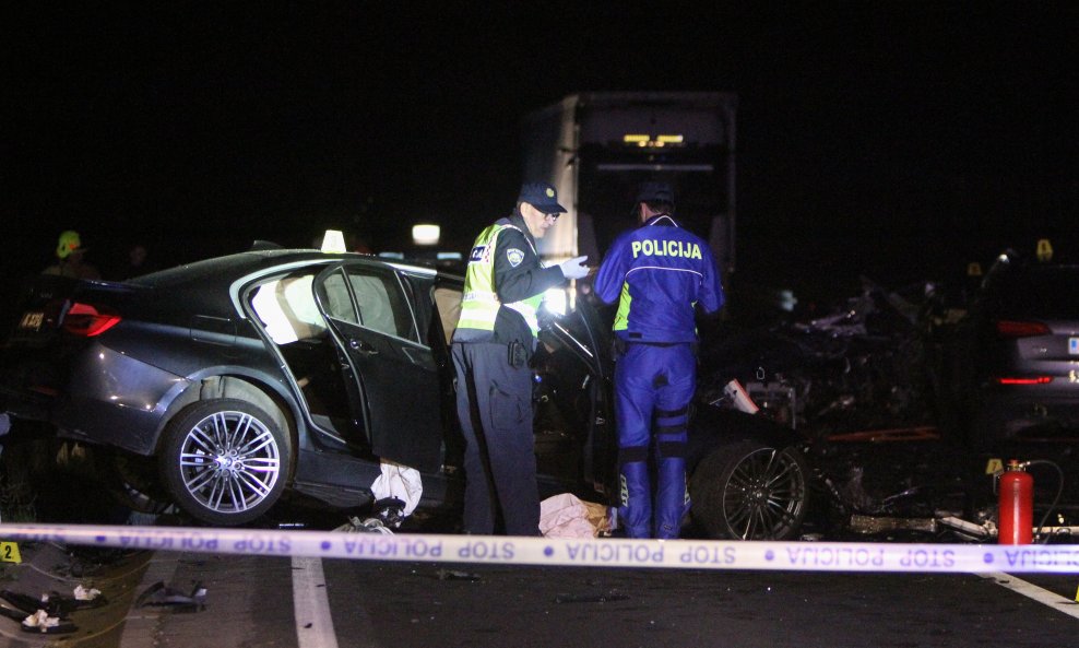 Policija objavila detalje nesreće u Karlovcu: Pretjecao kolonu i zabio se u BMW