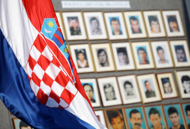 TENKOVIMA IH GAZILI PRED OČIMA ŽENA I DJECE! Poruka na školi opisuje svu stravu koju je Škabrnja prošla tog nesretnog dana: ‘Za oprost je prvo potrebno pokajanje’