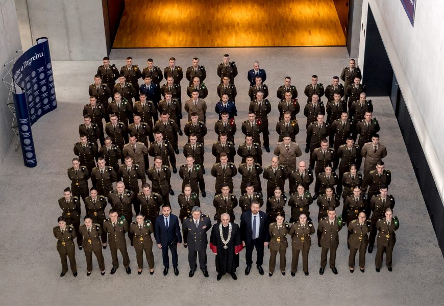 Svečana promocija kadeta vojnih studija na Sveučilištu u Zagrebu