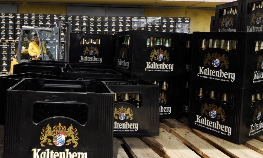 Krenula prodaja zalihe od 55 tisuća litara piva iz stečajne mase i odmah se stvorila gužva