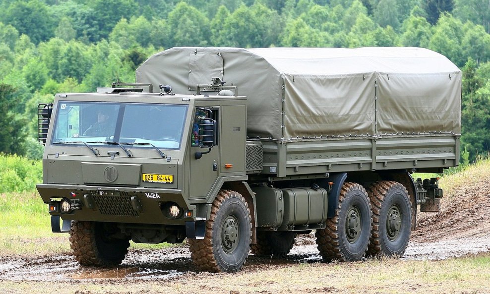 Hrvatska nabavlja  više od 400 vojnih  kamiona s još dvije europske države