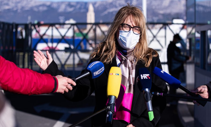 Novi rekord: U Splitsko-dalmatinskoj županiji danas preko 1.500 novozaraženih, dr. Karin kaže da je uzrok niska procijepljenost