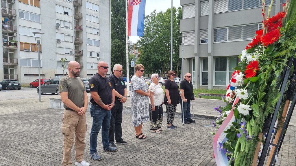 Branitelji razočarani i tužni; Grad ih nije pozvao na službeno polaganje vijenca poginulim suborcima, obiteljima, prijateljima