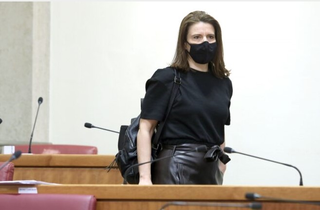 NIJE PROLILA SUZU ‘TO MOŽE FALITI SAMO BUJANCU’: Peović likuje nakon odlaska Škore, oprostila se od ‘kolege’ žestokom porukom