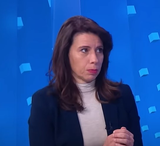 KATA ‘ŠMAJSER’ U SILOVITOM NAPADU NA USTAŠE! Neće oni njoj dirati zastavu Jugoslavije, sad su dobili svoje: ‘Vrijeđaju zdrav razum’