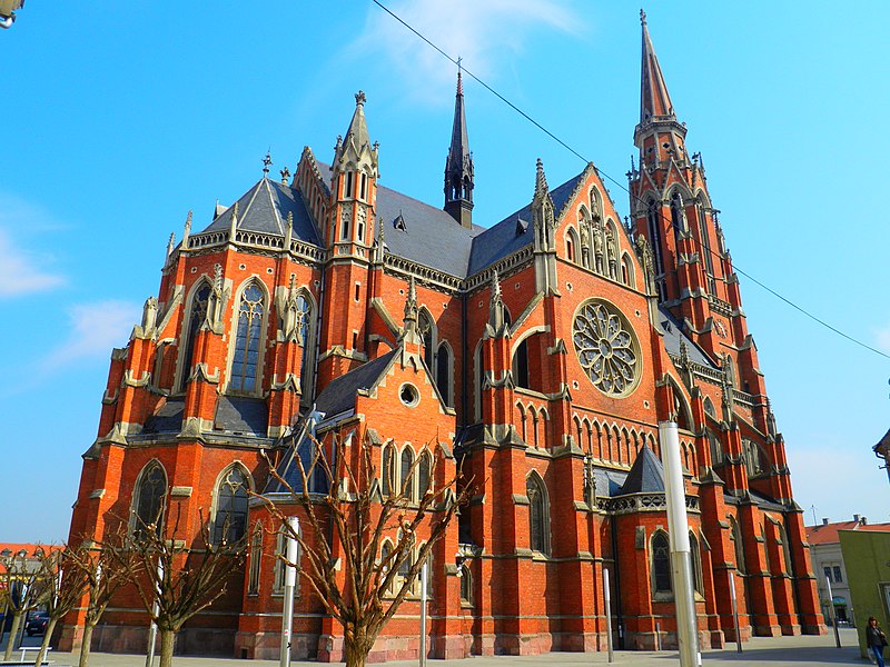 6. rujna 1991. granatirana konkatedrala  Svetog Petra i Pavla  u Osijeku