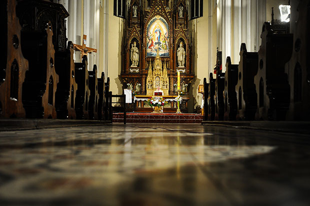 POD STRAŠNIM PRITISCIMA! Znate li koliko je katolika od 1991. do 1993. pobjeglo iz Beograda?