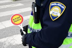 Istražili smo isplati li se žaliti na prometni prekršaj i kako napisati prigovor