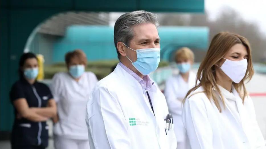 'Sve je više mlađih bolesnika s težim slikama, više od 60 posto pacijenata ima britanski soj'