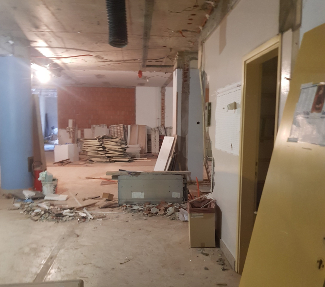 KAOS U ZAGREBAČKOJ BOLNICI: Bager radi metar od pacijenata! ‘Urušavaju se zidovi i prozori, nestane struje pa se gase aparati’