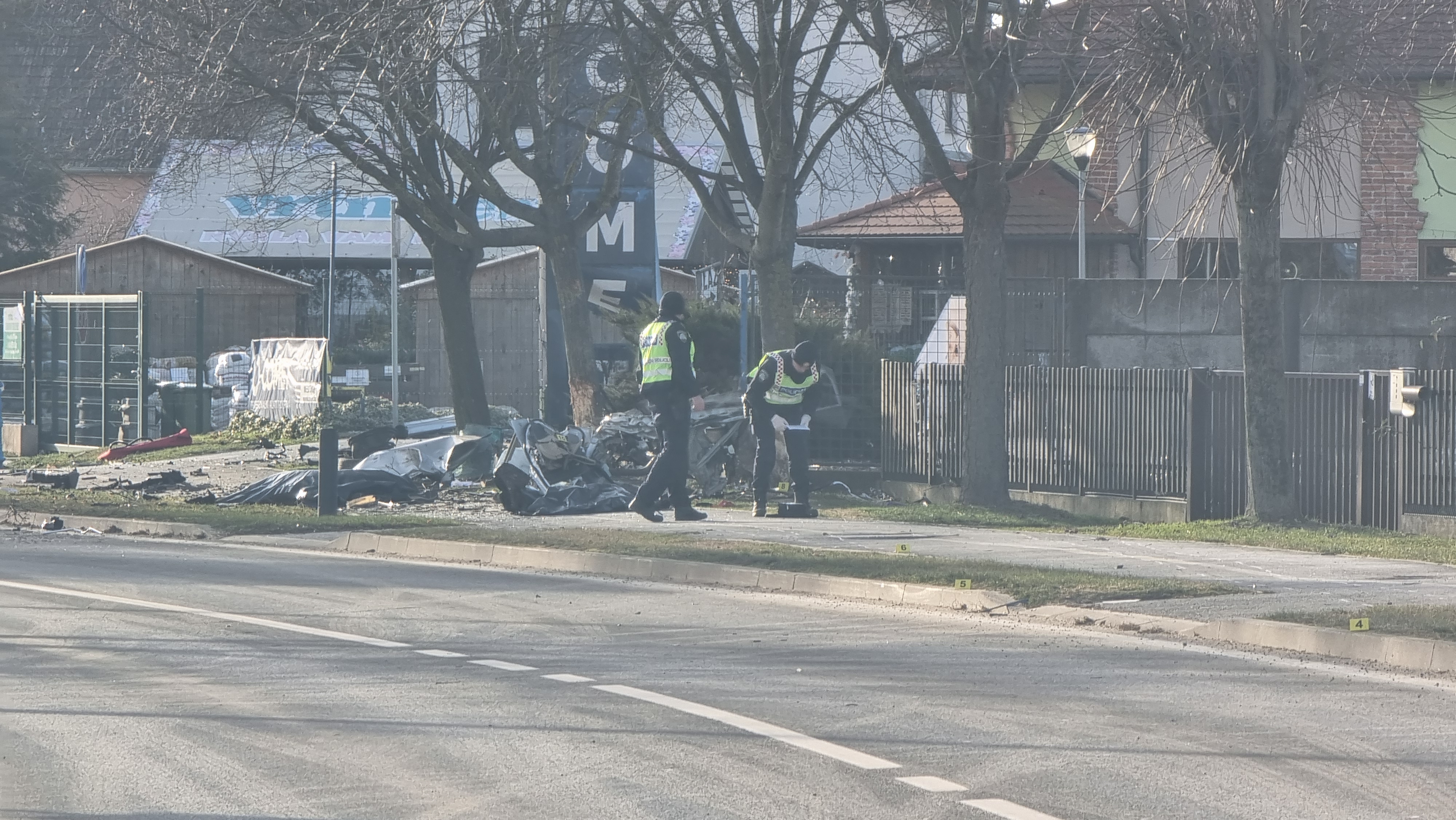 ŠOKANTNI DETALJI  PROMETNE NESREĆE U KOPRIVNICI Vozač (28) ranije isključen iz prometa zbog alkohola, smrtno stradao 20-godišnji suvozač