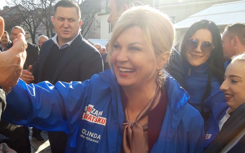 Imoćani dočekali Grabar-Kitarović, nazočila i misi u crkvi Svetog Franje Asiškog