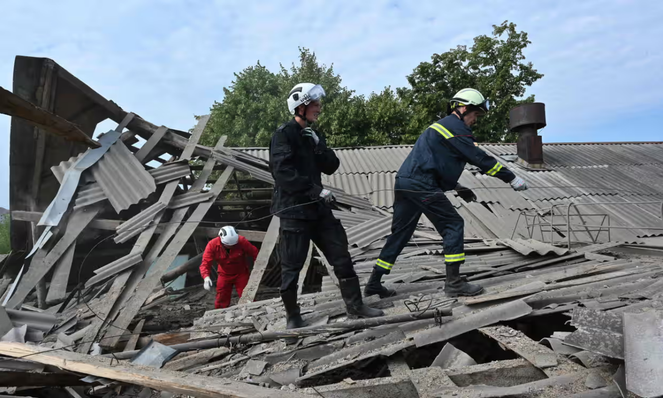 Napadi bespilotnih letjelica eskaliraju: Ruski dronovi gađali Kijev i Odesu, ukrajinska vojska uspješno presrela deset letjelica