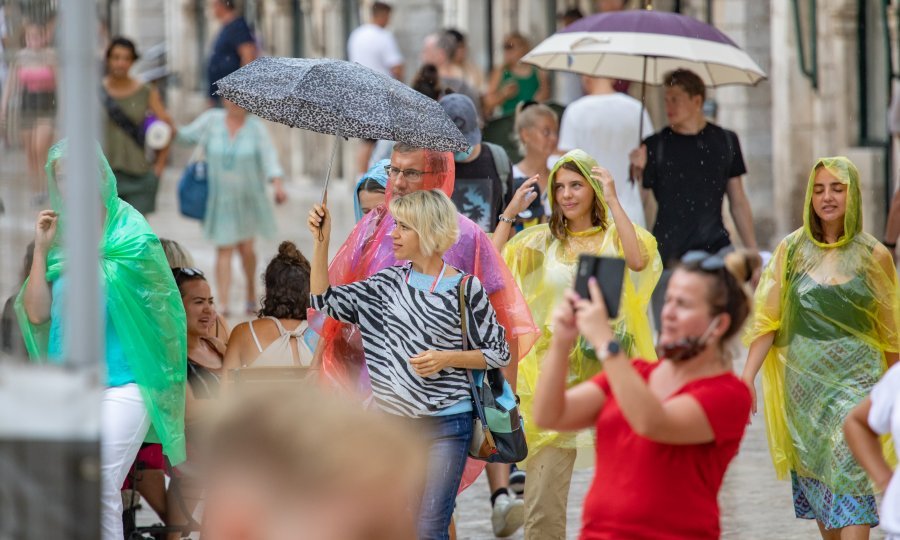 Još nekoliko dana uživajte u suncu, a onda stiže nagla promjena vremena
