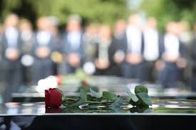 „Kristalne kocke vedrine“ - spomen obilježje poginulim  i umrlim  hrvatskim braniteljima od posljedica ranjavanja u VRO „Bljesak“