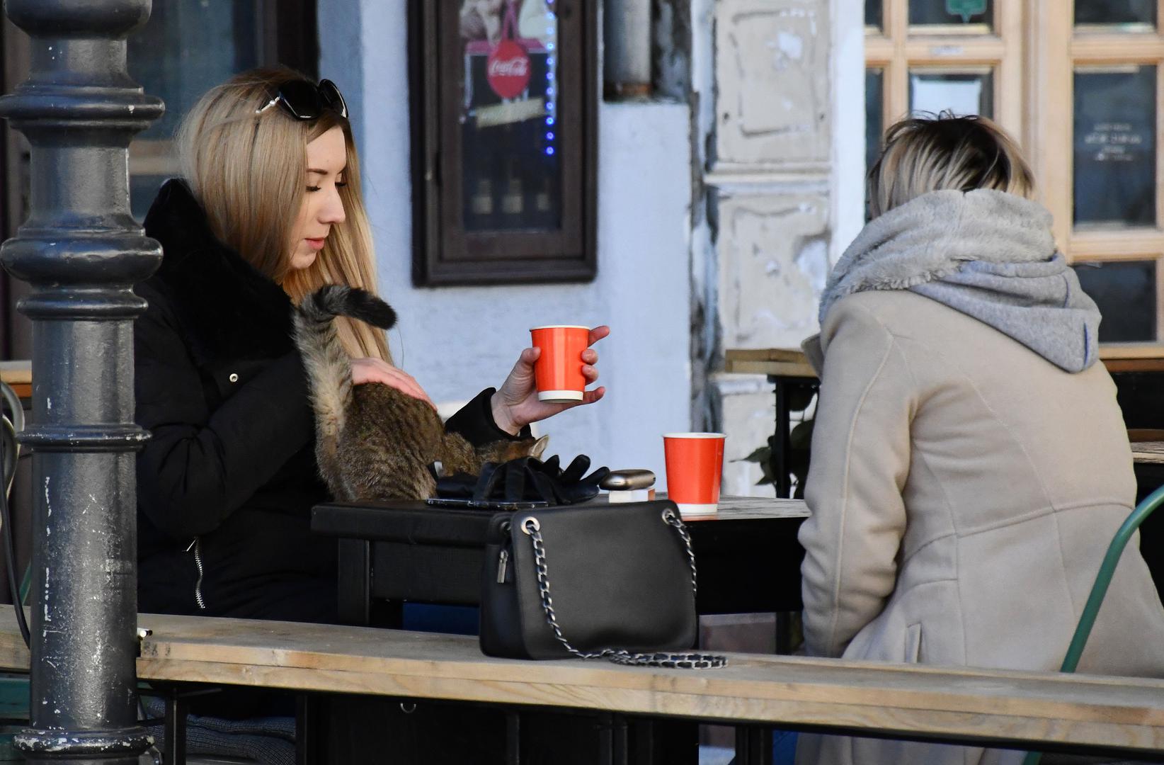 Kako je prošao prvi tjedan prodaje kave za van: 'Mnogi najavljuju zatvaranje, ova mjera služi samo za jednu stvar'