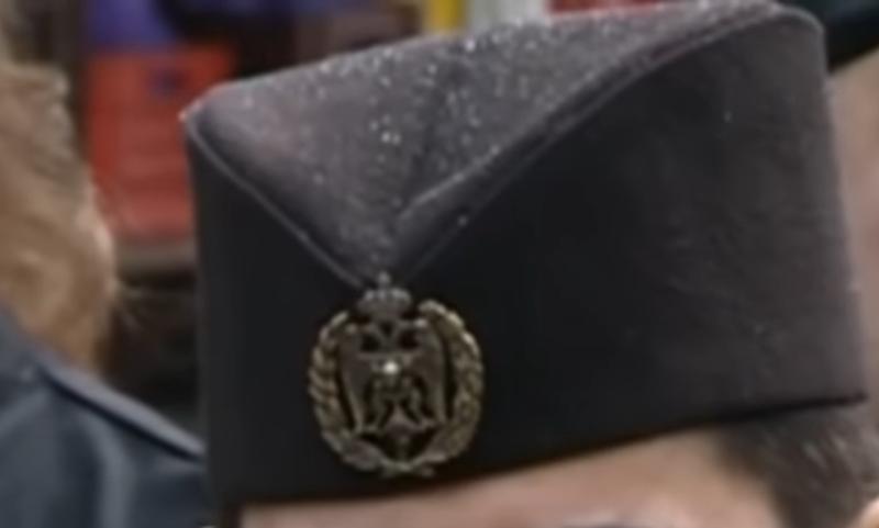 Policija privela mladiće u Pačetinu: Nosili kape sa srpskim kokardama