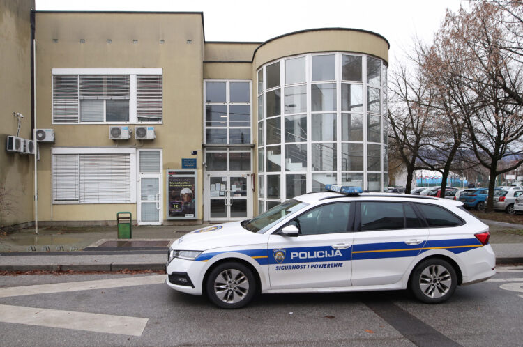 Počinje drugo polugodište: Škole zaključane, ulazak samo uz pregled i najavu