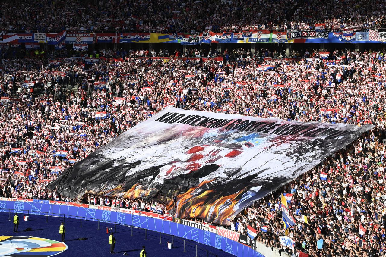 FOTO Nije prikazana u prijenosu: Ovo je koreografija hrvatskih navijača s utakmice protiv Španjolske